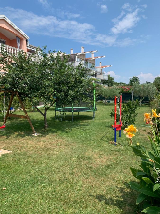 Apartments Rosa Umag Eksteriør bilde