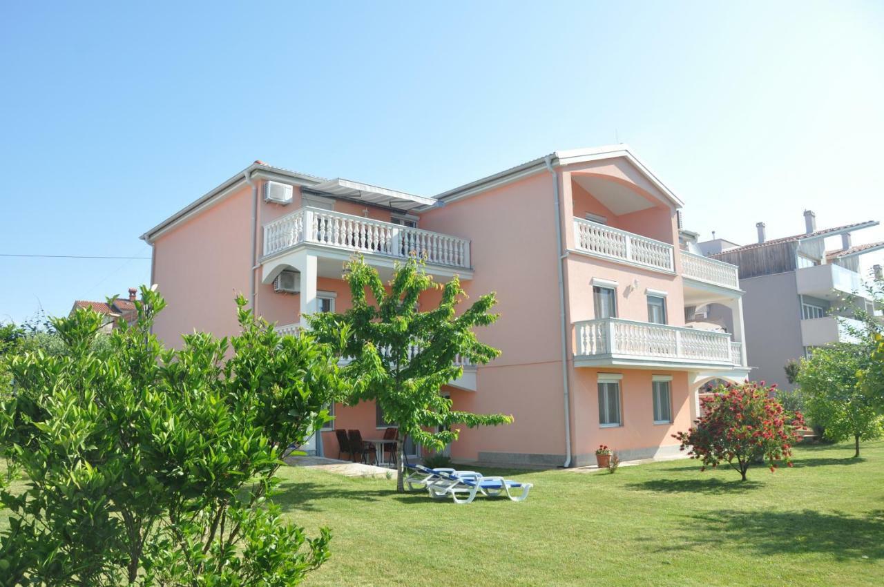 Apartments Rosa Umag Eksteriør bilde