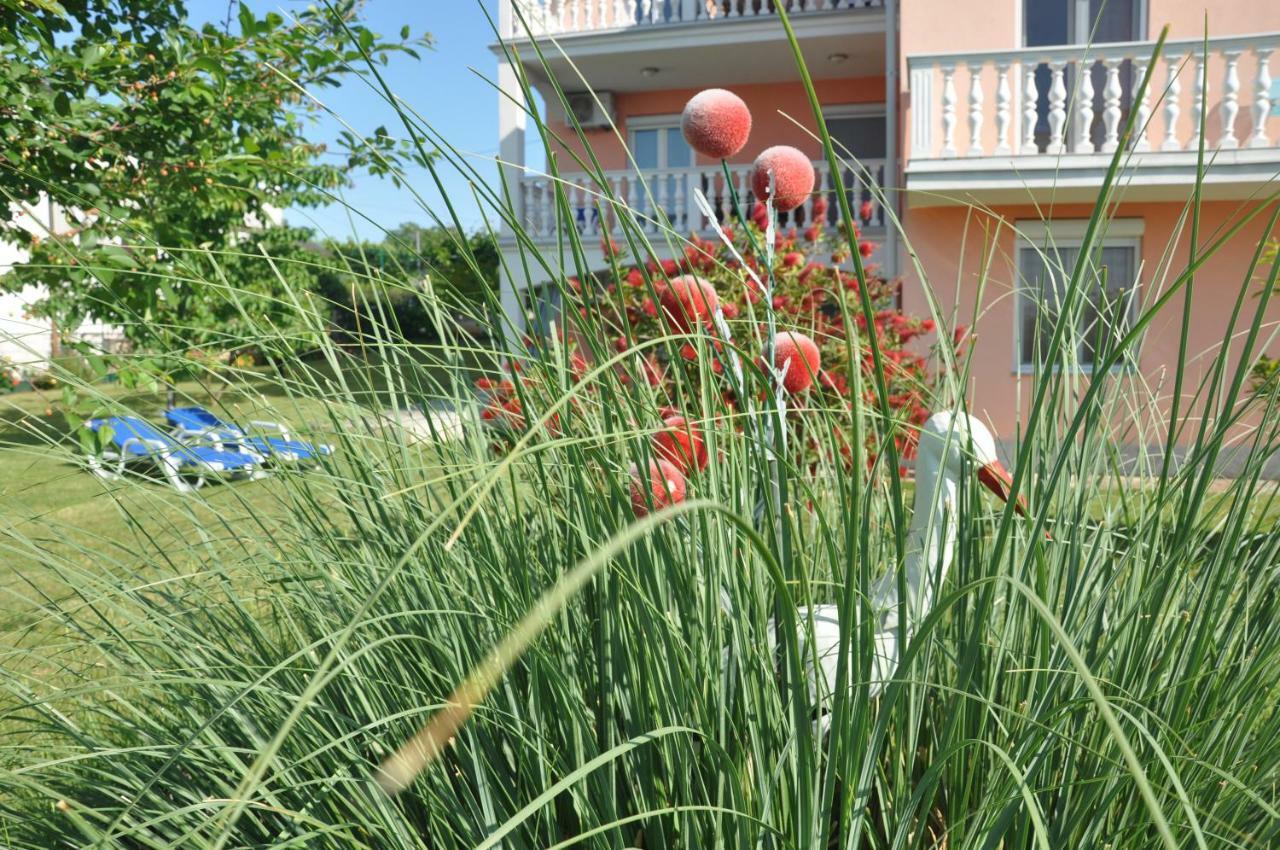 Apartments Rosa Umag Eksteriør bilde